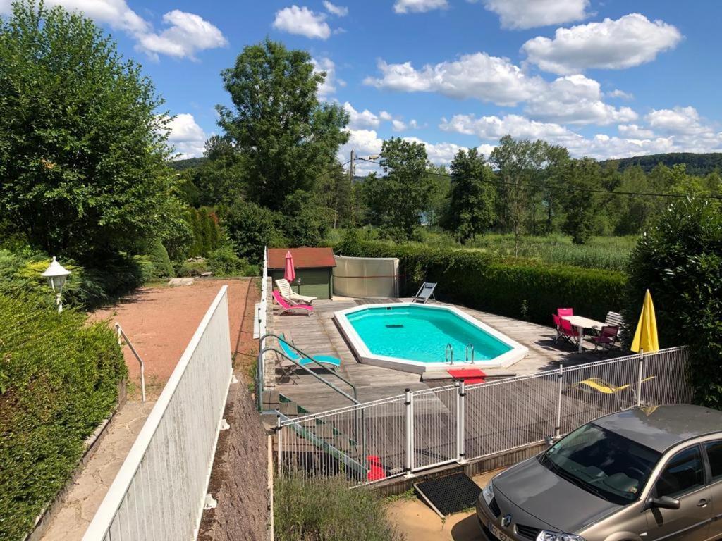 Maison/Gîte familial dans le Jura à 200m du lac avec piscine privée Marigny  Esterno foto
