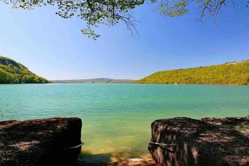 Maison/Gîte familial dans le Jura à 200m du lac avec piscine privée Marigny  Esterno foto