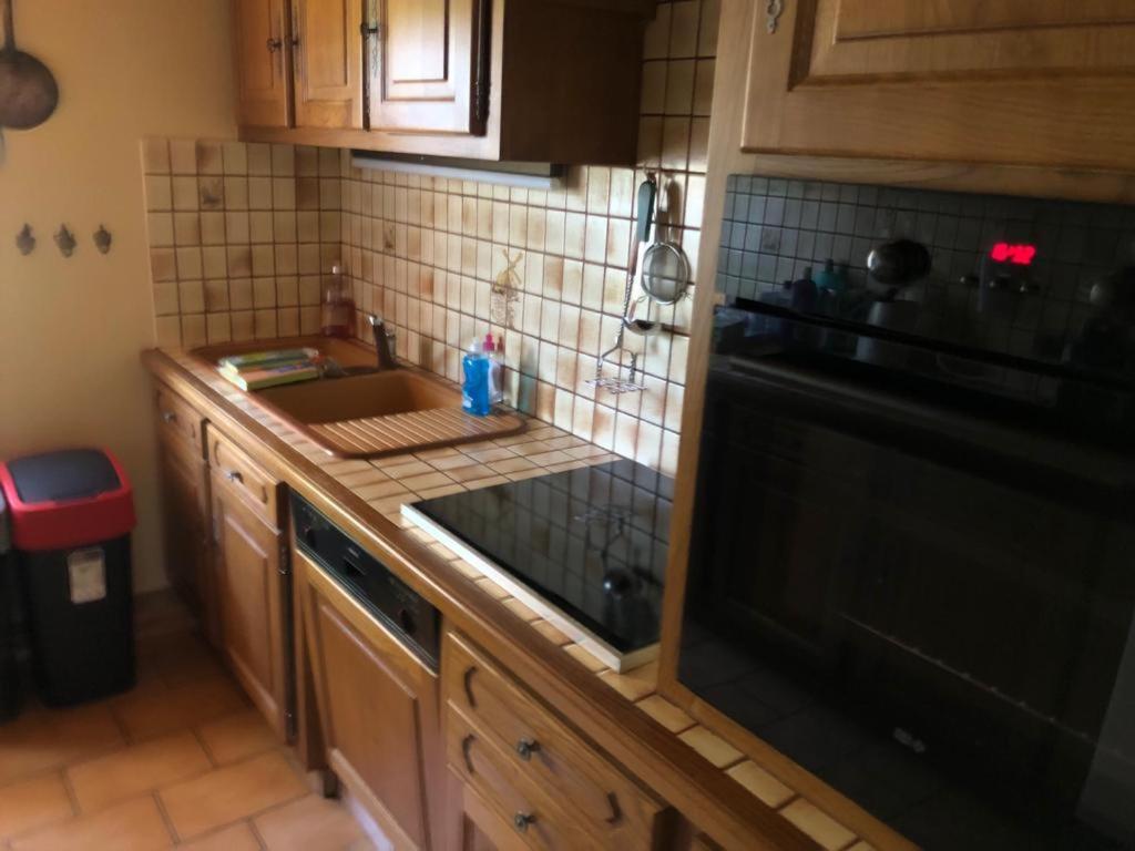 Maison/Gîte familial dans le Jura à 200m du lac avec piscine privée Marigny  Esterno foto
