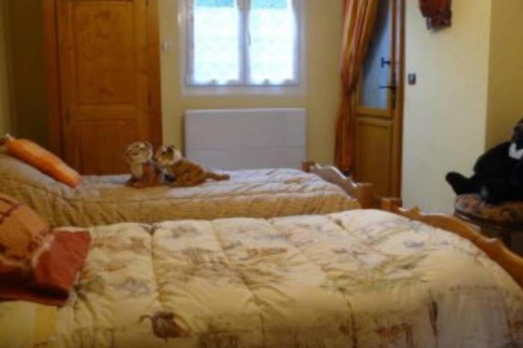Maison/Gîte familial dans le Jura à 200m du lac avec piscine privée Marigny  Esterno foto